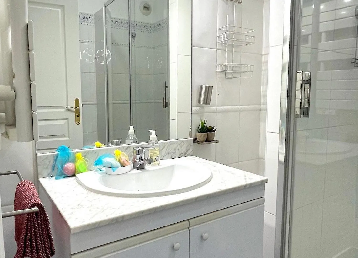 شقة L'Appartement Malesherbes باريس